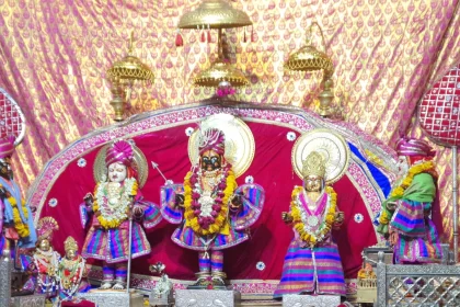 Shri Ramchandra Ji Mandir, chandpole jaipur rajasthan, shri ram mandir, shri ram mandir photo, shri ram photo, shri ram mandir murti, ram mandir murti sthapna, ram mandir murti ki visheshta, ram mandir jaipur, ram mandir jaipur rajasthan, ram mandir chandpole jaipur rajasthan, ram mandir facts